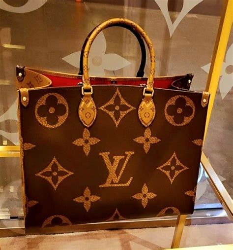 louis vuitton white plains reviews